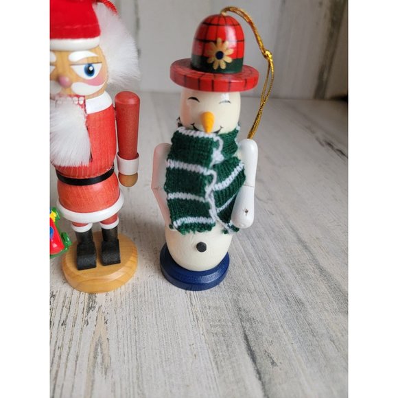 Wooden Santa snowman Nutcracker ornament set Xmas - Picture 5 of 9